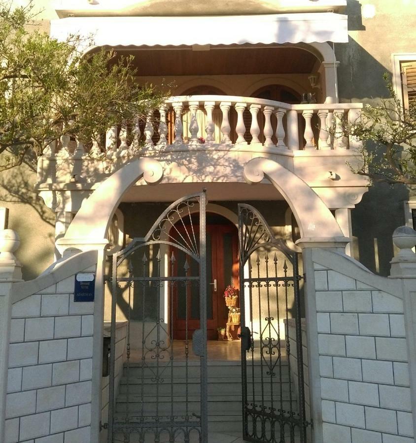 Guest House Marija Sumartin Exterior foto